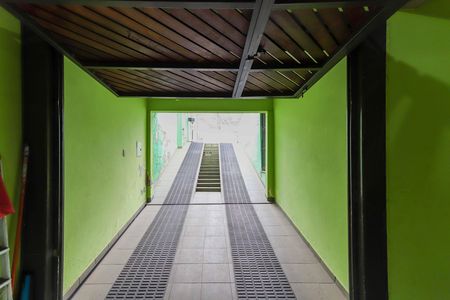 Casa à venda com 250m², 5 quartos e 4 vagas Casa à venda com 250m², 5 quartos e 4 vagasGaragem