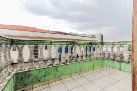 Casa à venda com 250m², 5 quartos e 4 vagas Casa à venda com 250m², 5 quartos e 4 vagasQuarto 2 - Suíte