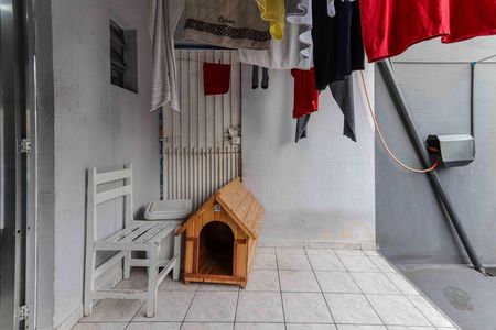 Casa à venda com 250m², 5 quartos e 4 vagas Casa à venda com 250m², 5 quartos e 4 vagasCasa 2 - Lavanderia