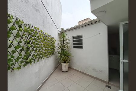 Casa de condomínio à venda com 210m², 3 quartos e 2 vagas