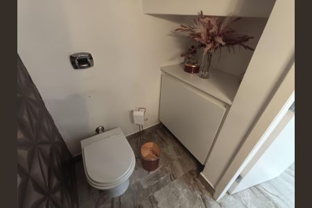 Casa de condomínio à venda com 210m², 3 quartos e 2 vagas