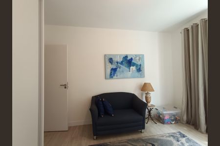 Casa de condomínio à venda com 210m², 3 quartos e 2 vagas