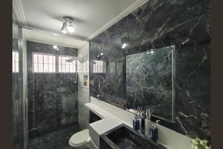 Casa de condomínio à venda com 210m², 3 quartos e 2 vagas