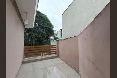 Casa de condomínio à venda com 210m², 3 quartos e 2 vagas