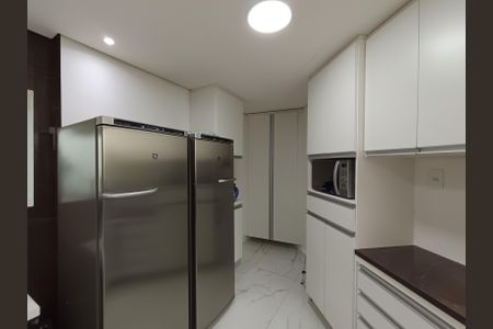 Casa de condomínio à venda com 210m², 3 quartos e 2 vagas