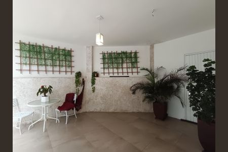 Casa de condomínio à venda com 210m², 3 quartos e 2 vagas