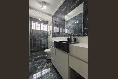 Casa de condomínio à venda com 210m², 3 quartos e 2 vagas