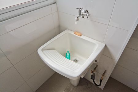 Apartamento à venda com 49m², 2 quartos e 1 vaga Apartamento à venda com 49m², 2 quartos e 1 vagaÁrea de Serviço