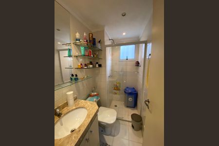 Apartamento à venda com 67m², 2 quartos e 1 vaga Apartamento à venda com 67m², 2 quartos e 1 vagaBanheiro