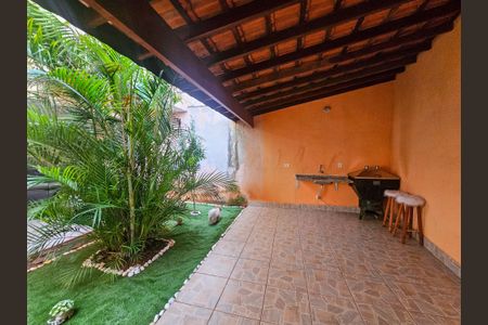 Apartamento para alugar com 67m², 2 quartos e 2 vagas Apartamento para alugar com 67m², 2 quartos e 2 vagasÁrea comum - Churrasqueira