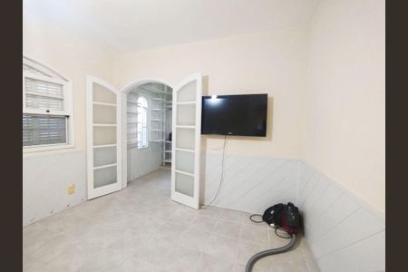 Casa à venda com 3 quartos, 254m² em Piratininga, Niterói