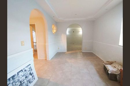 Casa à venda com 3 quartos, 254m² em Piratininga, Niterói