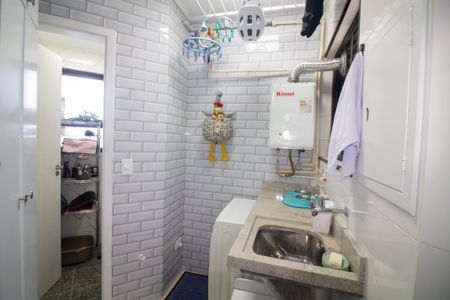 Apartamento para alugar com 78m², 2 quartos e 1 vagaÁrea de Serviço