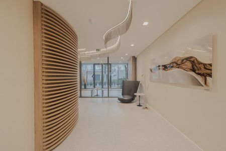 Apartamento à venda com 230m², 4 quartos e 3 vagas Apartamento à venda com 230m², 4 quartos e 3 vagasHall social