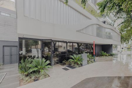 Apartamento à venda com 230m², 4 quartos e 3 vagas Apartamento à venda com 230m², 4 quartos e 3 vagasFachada