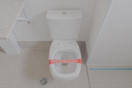 Apartamento à venda com 230m², 4 quartos e 3 vagas Apartamento à venda com 230m², 4 quartos e 3 vagasBanheiro da Suíte 3