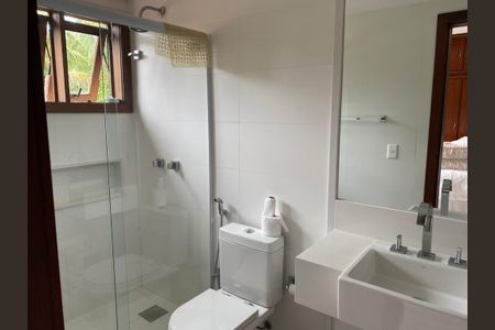 Casa à venda com 4 quartos, 372m² em Jacaré, Niterói