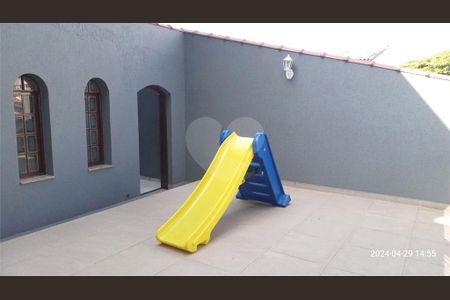 Casa à venda com 4 quartos, 350m² em Parque Sao Domingos, São Paulo