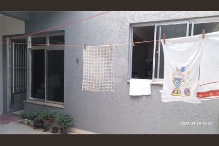 Casa à venda com 4 quartos, 350m² em Parque Sao Domingos, São Paulo