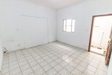 Sala de casa para alugar com 2 quartos, 180m² em Quarta Parada, São Paulo