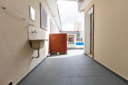 Casa à venda com 250m², 3 quartos e 4 vagasÁrea de Serviço