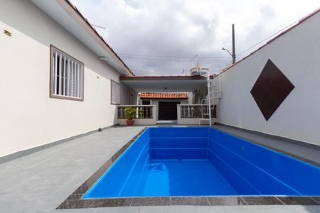 Casa à venda com 250m², 3 quartos e 4 vagasPiscina