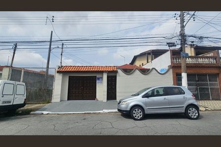 Casa à venda com 250m², 3 quartos e 4 vagasFachada