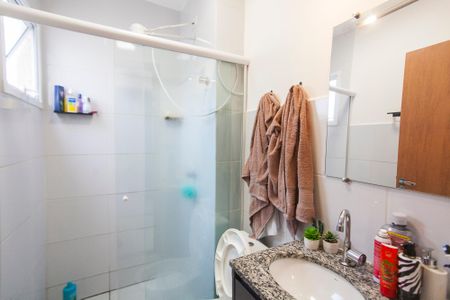 Apartamento para alugar com 47m², 2 quartos e 1 vaga Apartamento para alugar com 47m², 2 quartos e 1 vagaBanheiro