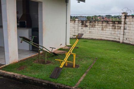 Apartamento para alugar com 47m², 2 quartos e 1 vaga Apartamento para alugar com 47m², 2 quartos e 1 vagaÁrea Comum - Playground