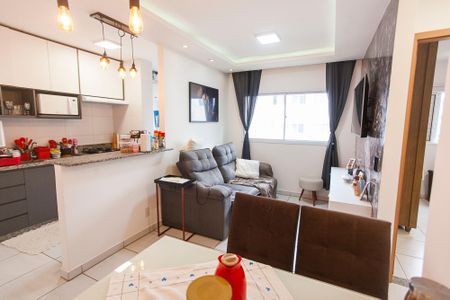 Apartamento para alugar com 47m², 2 quartos e 1 vaga Apartamento para alugar com 47m², 2 quartos e 1 vagaSala