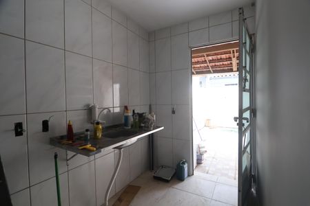 Casa de condomínio à venda com 46m², 2 quartos e 1 vagaCozinha 