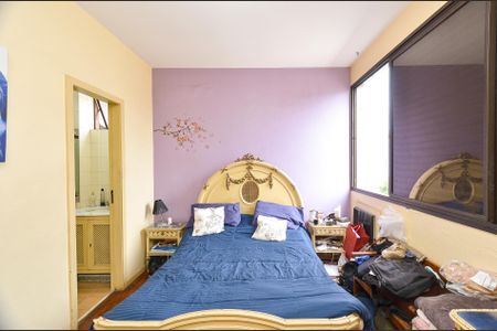 Apartamento para alugar com 200m², 3 quartos e 2 vagas Apartamento para alugar com 200m², 3 quartos e 2 vagasSuíte