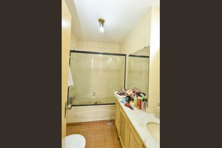 Apartamento para alugar com 200m², 3 quartos e 2 vagas Apartamento para alugar com 200m², 3 quartos e 2 vagasBanheiro Suíte