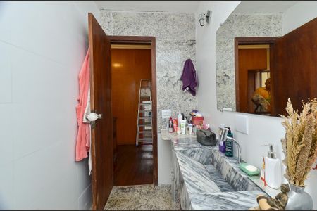 Apartamento para alugar com 200m², 3 quartos e 2 vagas Apartamento para alugar com 200m², 3 quartos e 2 vagasBanheiro Social