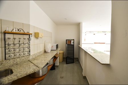 Apartamento para alugar com 200m², 3 quartos e 2 vagas Apartamento para alugar com 200m², 3 quartos e 2 vagasÁrea comum