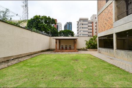 Apartamento para alugar com 200m², 3 quartos e 2 vagas Apartamento para alugar com 200m², 3 quartos e 2 vagasÁrea comum