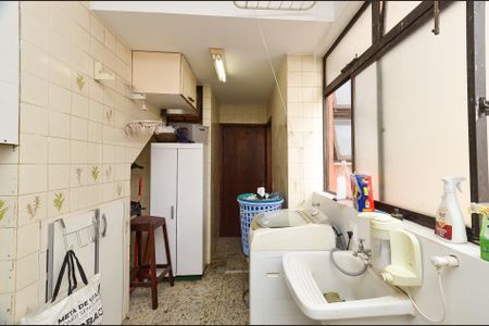 Apartamento para alugar com 200m², 3 quartos e 2 vagas Apartamento para alugar com 200m², 3 quartos e 2 vagasÁrea de Serviço