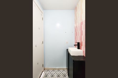 Apartamento para alugar com 42m², 2 quartos e sem vaga Apartamento para alugar com 42m², 2 quartos e sem vagaBanheiro