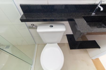 Banheiro de apartamento para alugar com 1 quarto, 30m² em Cidade Antônio Estêvão de Carvalho, São Paulo