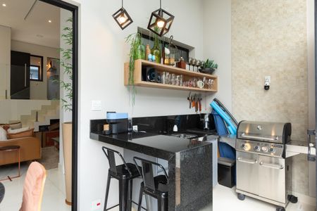 Casa de condomínio à venda com 235m², 3 quartos e 4 vagasÁrea Gourmet