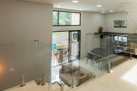 Sala de casa de condomínio à venda com 3 quartos, 235m² em Fazenda Santa Cândida, Campinas