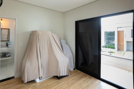 Casa de condomínio à venda com 235m², 3 quartos e 4 vagasSuíte 1