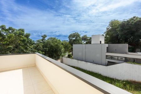 Casa de condomínio à venda com 235m², 3 quartos e 4 vagasVista da Suíte Master