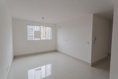 Sala de apartamento à venda com 2 quartos, 68m² em Vila Paris, Belo Horizonte