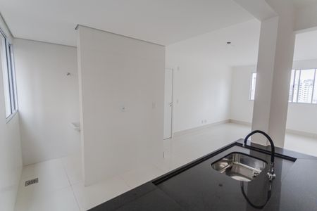 Apartamento à venda com 68m², 2 quartos e 2 vagasCozinha