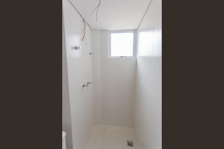 Apartamento à venda com 68m², 2 quartos e 2 vagasBanheiro da Suíte