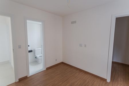 Apartamento à venda com 68m², 2 quartos e 2 vagasSuíte