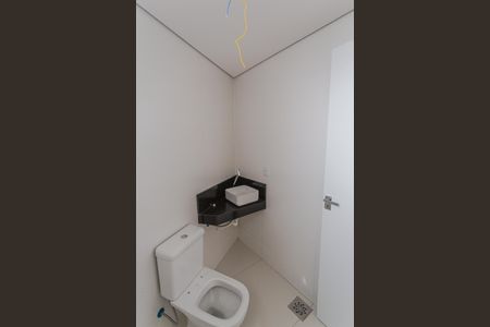 Apartamento à venda com 68m², 2 quartos e 2 vagasBanheiro Social