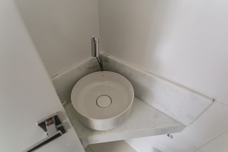 Apartamento à venda com 134m², 3 quartos e 2 vagasPia do Lavabo na Sala 1