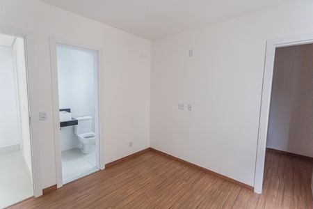 Apartamento à venda com 134m², 3 quartos e 2 vagasSuíte